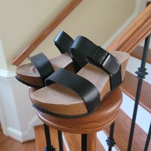 Flyfor Black Wedge Slip-On Sandals